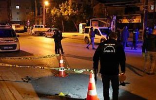 Tartıştığı şahsa kurşun yağdırdı, yoldan...