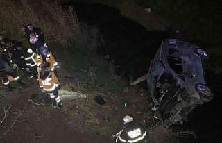 Tekirdağ’da kontrolden çıkan araç dereye uçtu:...