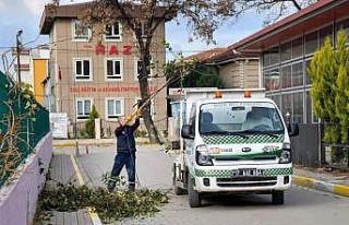 Temiz ve Güzel bir Biga için ekipler aralıksız...