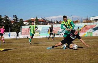 TFF 2. Lig: Isparta 32 Spor: 0 - Esenler Erokspor:...