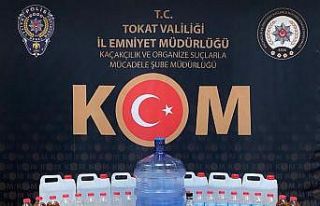 Tokat’ta 52 litre sahte içki ele geçirildi