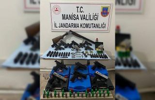 Torna atölyesini silah imalathanesine çevirmiş