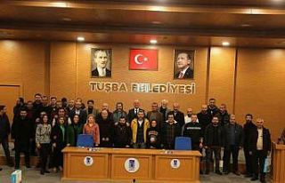Tuşba Belediyesi Başkanı Akman, gazetecilerle bir...
