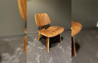 Twitter, ofisindeki eşyaları açık artırmayla...