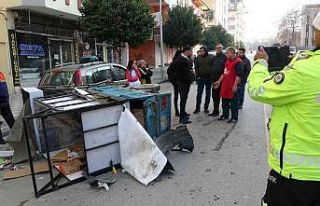 Üç aracın karıştığı kazada tartışan sürücüleri...