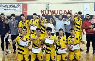 Ula Kokpit Hentbol takımı yarı finale kaldı