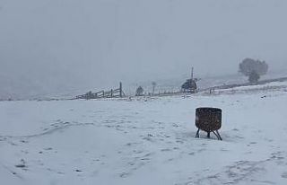Uludağ’da kar yağışı başladı