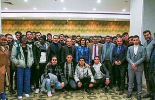 Uluslararası öğrencilerle tanışma yemeği düzenlendi