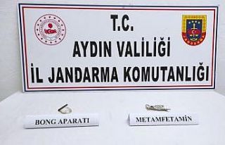 Uyuşturucu kullanırken yakalandılar