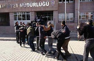 Uyuşturucu operasyonunda 20 tutuklama