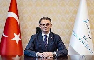 Vali Balcı: “Bol bol kitap okuyun”