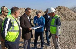 Vali Çuhadar, jandarma komutanlığı hizmet binasını...