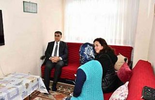 Vali Gürel evlere konuk oluyor