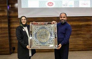 Van Büyükşehir Belediyesinden ’Aile Okulu Başlıyor’...