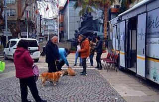 Vetbüs, Erdek’te hastalarıyla buluştu
