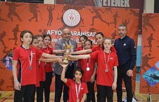Voleybol Küçük Kızlar Müsabakaları tamamlandı