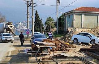 Yalova Esenköy’de cip ile otomobil çarpıştı