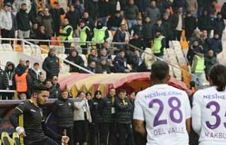 Yeni Malatyaspor, galibiyet hasretine lider karşısında...