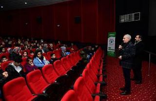 Yeşilyurt’ta yetim ve öksüz çocuklara sinema...