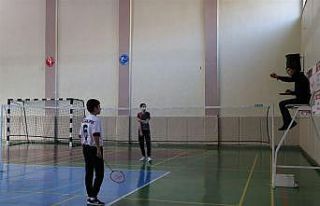 Yıldızlar badminton İl birinciliği müsabakaları...