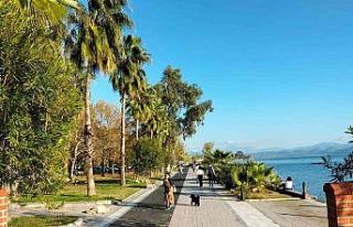 Yılın ilk günü Köyceğiz’de bahar havası yaşandı