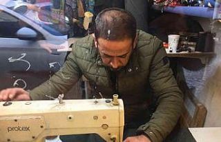 Yok olmaya yüz tutmuş Adana şalvarına tescil belgesi...