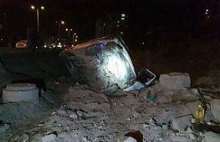 Yoldan çıkan minibüs devrildi: 1 ağır yaralı