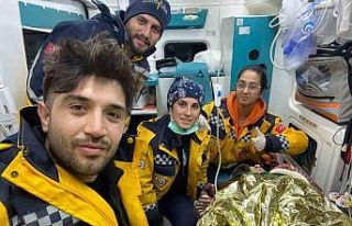 112 ekipleri anlattı: "Sedyenin bir yanında...