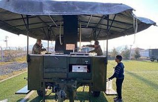 66’ncı Mekanize Piyade Tugayı İslahiye’de vatandaşlara...