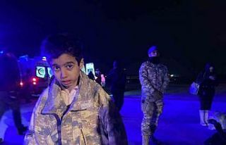 Adana’dan askeri kargo uçağıyla 30 yaralı depremzede...