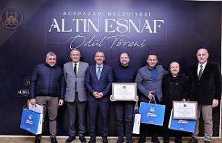 Adapazarı’nda altın esnaflar belgelerini aldı