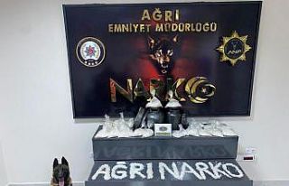 Ağrı’da 28 paket metamfetamin ele geçirildi