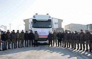 Ağrı’dan afet bölgesine odun ve soba desteği