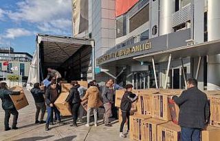 AK Parti İzmir’den deprem bölgesine 5 günde 86...