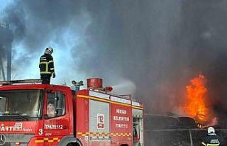 AK Partili 807 belediye deprem bölgesinde yaraları...