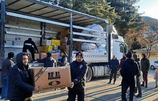 Alaplı’dan çıkan yardımlar deprem bölgesinde...
