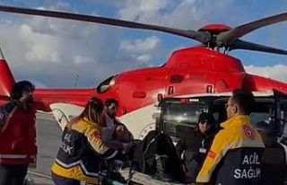 Ambulans helikopter düşük tehlikesi olan kadın...