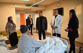 Bahçelievler’de tedavileri süren yaralı depremzedeler...