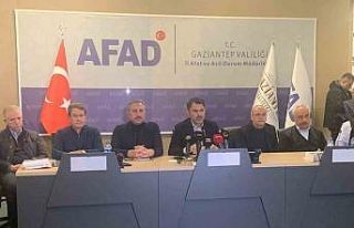 Bakan Kurum depremle ilgili son bilgileri paylaştı:...