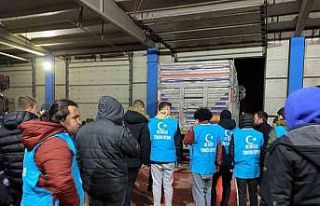 Balıkesir Ülkü Ocakları depremzedelere desteğe...