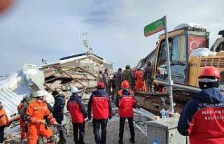 Balıkesirli öğretmenler deprem bölgesinde çalışıyor