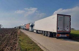 Balkanlardan akın akın deprem için geliyorlar:...