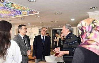 Başkan Ataç depremzedelerle buluştu