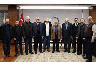 Başkan Büyükkılıç’a esnaflardan ziyaret