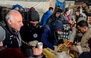 Başkan Murat Zorluoğlu Kahramanmaraş’ta depremzedeler...