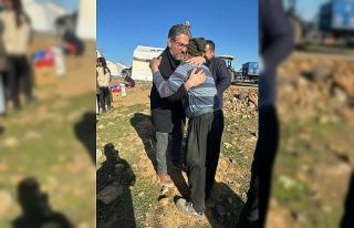 Başkan Suer deprem bölgesinde yaşadıklarını...