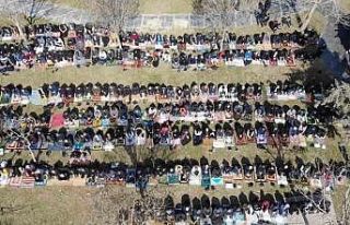 Batman’da depremde ölenler için gıyabi cenaze...