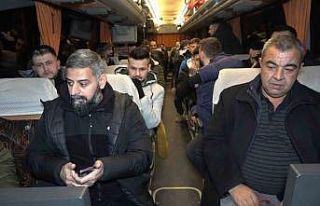 Bay ve bayan kuaförler depremzedelerin kişisel bakımları...