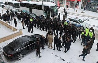 Bayburt Emniyetinden destek gecikmedi: 55 polis deprem...
