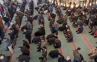 Bayburt’ta depremde hayatını kaybedenler için...